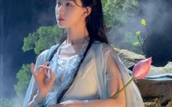 播放帅帅的小男孩mv的图片